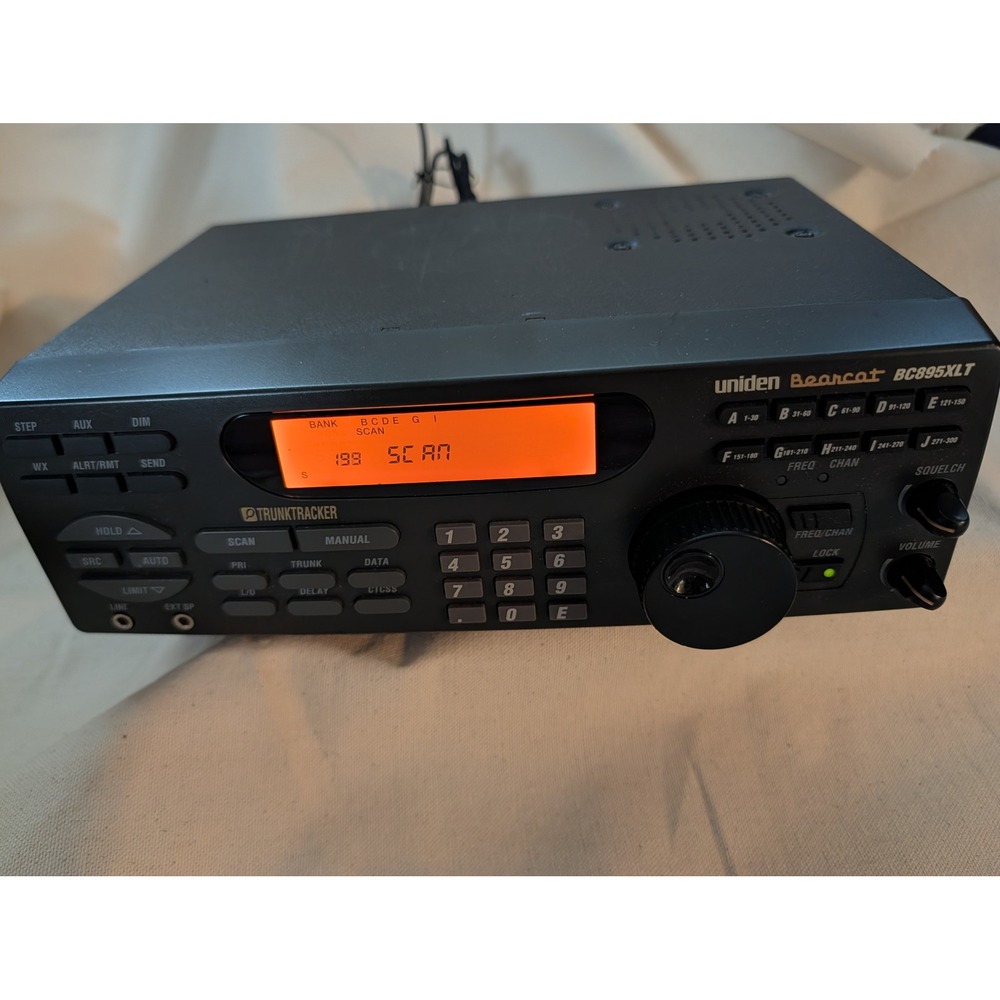 Uniden Bearcat BC895XLT TrunkTracker Radio Scanner with Power Adapter Works